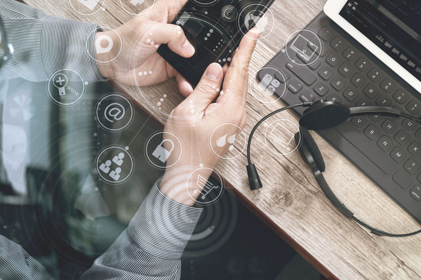 Webinar 02/13: The Future of Enterprise Service Management 1